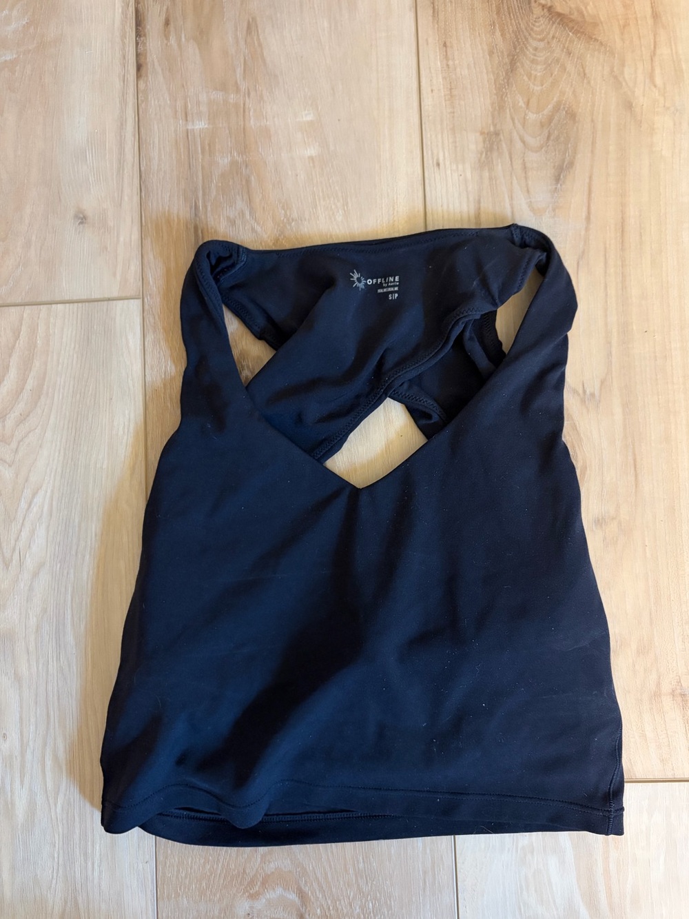 Aerie Women’s Black Cross-Back Tank Top